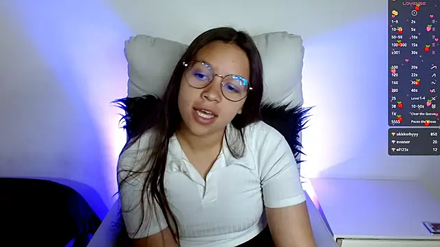 Snapshot of SamanthaRoldaan chatting on March 22, 2025, 6:47 pm SamanthaRoldaan online show from March 22, 2025, 6:47 pm