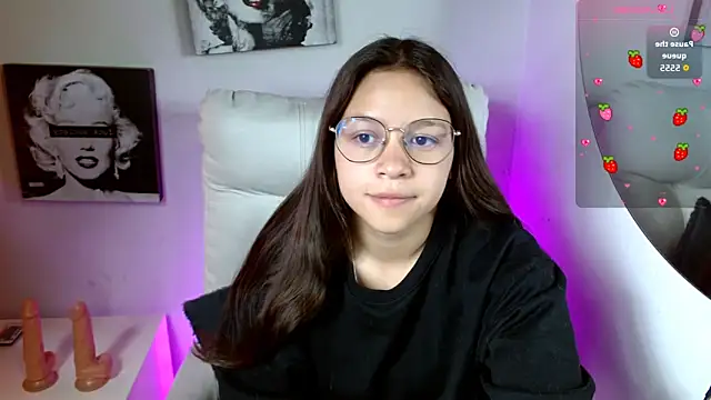 Snapshot of SamanthaRoldaan chatting on September 23, 2025, 1:58 pm SamanthaRoldaan online show from September 23, 2025, 1:58 pm