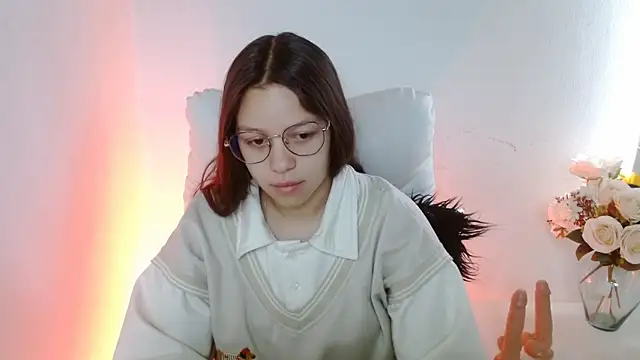 Snapshot of SamanthaRoldaan chatting on October 3, 2025, 4:15 pm SamanthaRoldaan online show from October 3, 2025, 4:15 pm