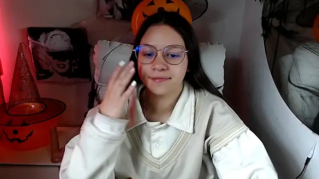 Snapshot of SamanthaRoldaan chatting on October 18, 2025, 2:18 pm SamanthaRoldaan online show from October 18, 2025, 2:18 pm