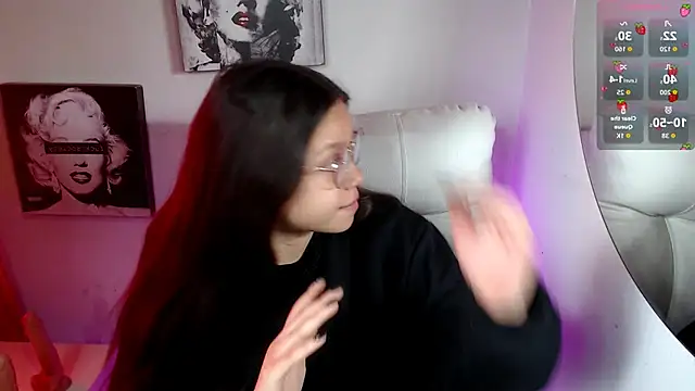 Snapshot of SamanthaRoldaan chatting on November 11, 2025, 3:01 pm SamanthaRoldaan online show from November 11, 2025, 3:01 pm