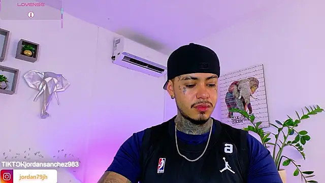 JordanSmiith  online show from May 20, 2026, 8:59 pm
