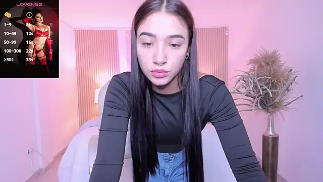 Antonella Grayy online show from November 3, 2025, 11:00 am