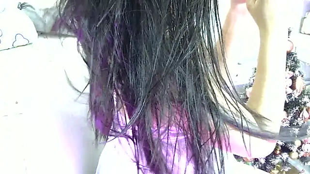 LuvSmike online show from December 18, 2024, 5:04 am