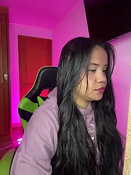 Snapshot of leila_22 chatting on February 27, 2026, 7:41 am leila 22 online show from February 27, 2026, 7:41 am