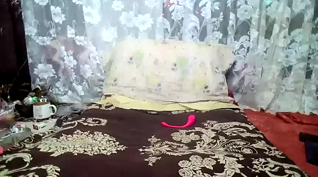 Snapshot of Alina_Night_777 chatting on January 18, 2025, 4:53 pm Alina Night 777 online show from January 18, 2025, 4:53 pm