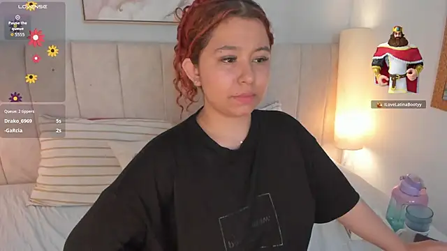 Atenea cuteee online show from April 11, 2026, 7:45 am