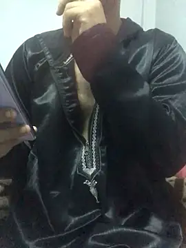 Snapshot of Arabian-B chatting on November 18, 2025, 9:25 am Arabian-B online show from November 18, 2025, 9:25 am