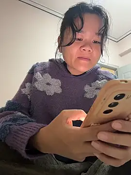 Snapshot of Zhuli11 chatting on November 10, 2025, 2:27 pm Zhuli11 online show from November 10, 2025, 2:27 pm