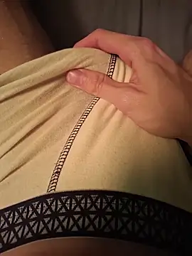 FreezingTie850 online show from March 25, 2026, 10:16 pm