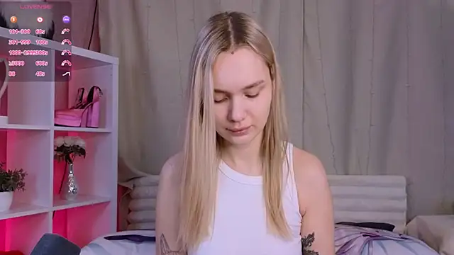 Snapshot of Viena_dias chatting on March 14, 2025, 9:14 am Viena dias online show from March 14, 2025, 9:14 am