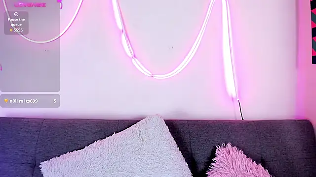 artmiaa online show from January 8, 2025, 7:34 pm