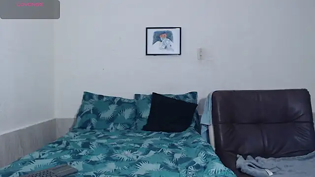 agata 22 online show from December 3, 2025, 4:31 am