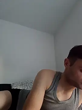 suarez1235 online show from October 30, 2025, 3:57 pm