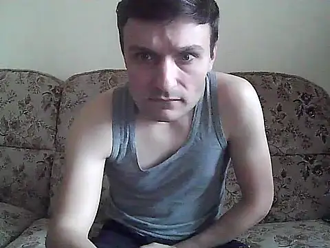 suarez1235 online show from February 9, 2026, 10:08 am