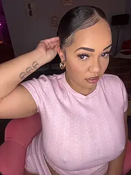DestineeJayde online show from June 18, 2026, 3:40 am
