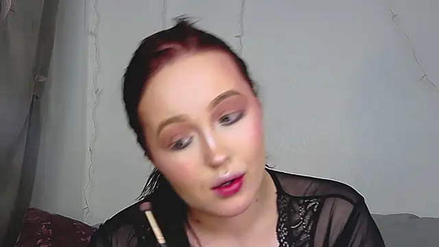 Snapshot of IrinaArt chatting on January 2, 2025, 11:38 pm IrinaArt online show from January 2, 2025, 11:38 pm