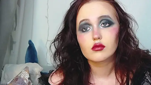 Snapshot of IrinaArt chatting on January 15, 2025, 9:20 pm IrinaArt online show from January 15, 2025, 9:20 pm