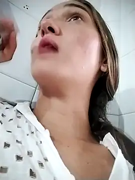 scarleet 17 online show from February 28, 2025, 12:52 pm