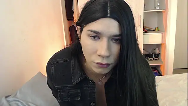 Moon Foxxy online show from September 14, 2025, 2:22 am