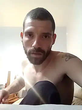 Snapshot of RuleMasterX chatting on November 9, 2025, 2:32 am RuleMasterX online show from November 9, 2025, 2:32 am