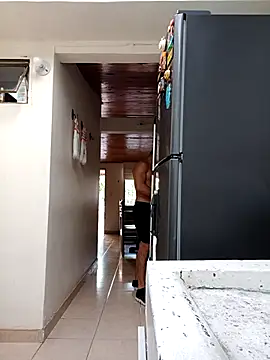 sebasxx97 online show from February 5, 2026, 1:16 pm