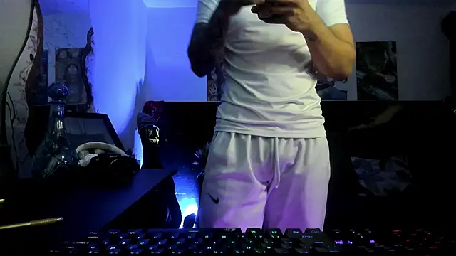 Sisoyalejo420 online show from November 17, 2025, 10:37 pm