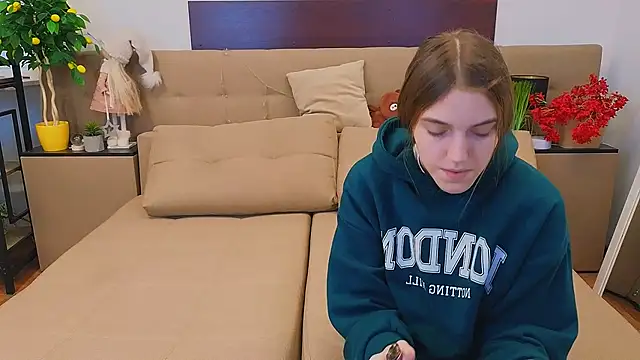 Snapshot of _Olli__Stiw_ chatting on February 14, 2026, 9:06 am Olli Stiw online show from February 14, 2026, 9:06 am