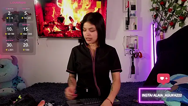 Snapshot of Alaia_Asuka chatting on October 3, 2025, 12:29 am Alaia Asuka online show from October 3, 2025, 12:29 am