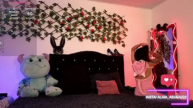 Snapshot of Alaia_Asuka chatting on November 23, 2025, 1:27 am Alaia Asuka online show from November 23, 2025, 1:27 am