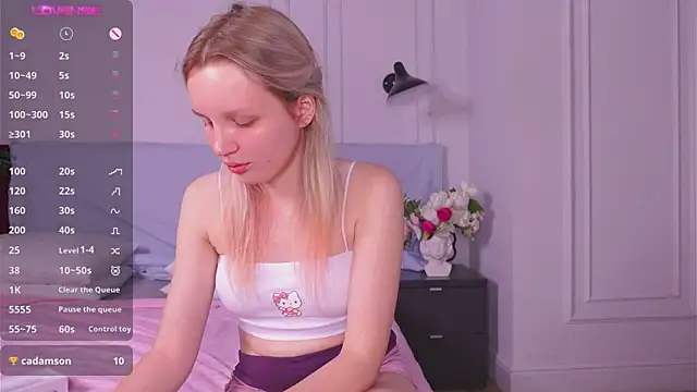 Snapshot of Beatrica_Klein chatting on December 22, 2024, 5:32 pm Beatrica Klein online show from December 22, 2024, 5:32 pm