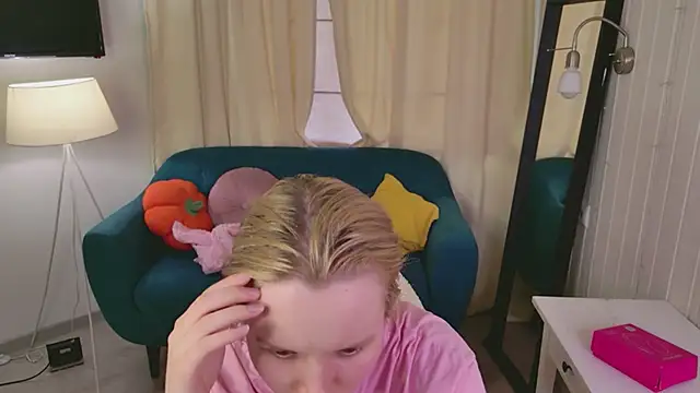 Beatrica Klein online show from June 11, 2026, 2:48 pm