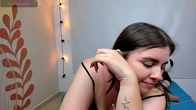 Snapshot of Aabby_lee chatting on January 22, 2025, 9:54 pm Aabby lee online show from January 22, 2025, 9:54 pm