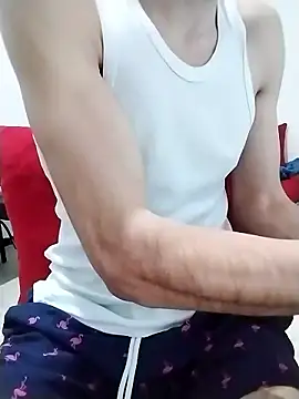 Snapshot of Zoro_23cm chatting on January 11, 2026, 10:15 pm Zoro 23cm online show from January 11, 2026, 10:15 pm