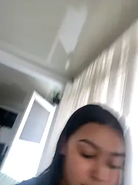 Snapshot of alina_stark chatting on September 27, 2025, 5:40 pm alina stark online show from September 27, 2025, 5:40 pm