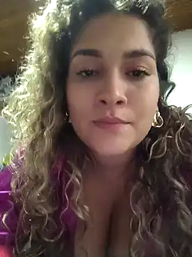 Snapshot of Sara_smiiith211 chatting on December 8, 2024, 2:49 am Sara smiiith211 online show from December 8, 2024, 2:49 am