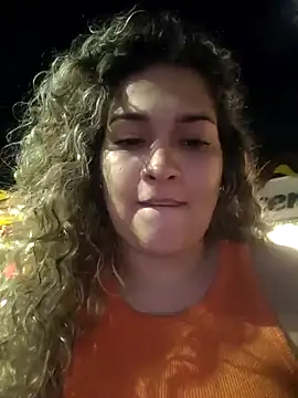 Snapshot of Sara_smiiith211 chatting on December 10, 2024, 2:27 am Sara smiiith211 online show from December 10, 2024, 2:27 am