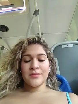 Snapshot of Sara_smiiith211 chatting on January 20, 2025, 9:01 pm Sara smiiith211 online show from January 20, 2025, 9:01 pm