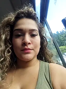 Snapshot of Sara_smiiith211 chatting on March 20, 2025, 7:14 pm Sara smiiith211 online show from March 20, 2025, 7:14 pm