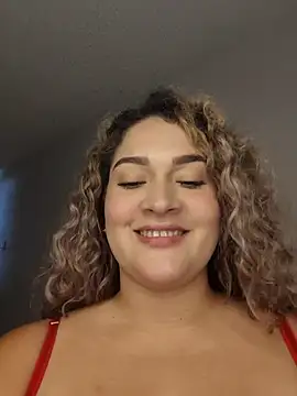 Sara smiiith211 online show from March 8, 2026, 3:38 pm