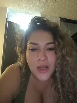 Snapshot of Sara_smiiith211 chatting on May 20, 2026, 2:07 am Sara smiiith211 online show from May 20, 2026, 2:07 am