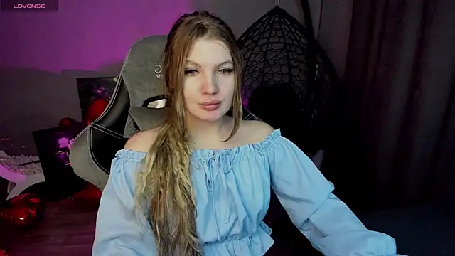 Snapshot of lily_williamss chatting on March 6, 2025, 12:21 am lily williamss online show from March 6, 2025, 12:21 am