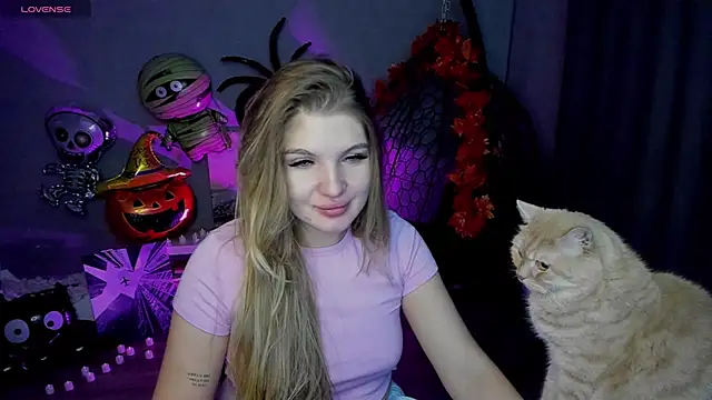 Snapshot of lily_williamss chatting on October 17, 2025, 12:36 am lily williamss online show from October 17, 2025, 12:36 am