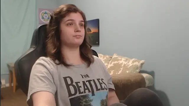 Snapshot of TreeJeanne chatting on December 15, 2024, 3:31 pm TreeJeanne online show from December 15, 2024, 3:31 pm