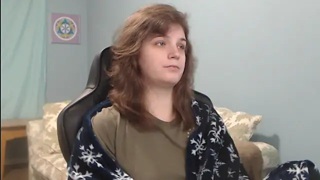 Snapshot of TreeJeanne chatting on December 16, 2024, 1:00 pm TreeJeanne online show from December 16, 2024, 1:00 pm