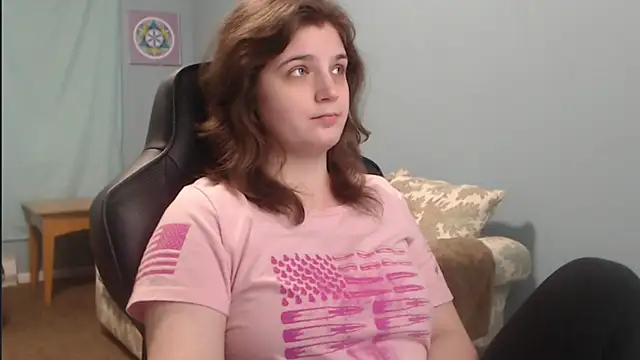 Snapshot of TreeJeanne chatting on December 20, 2024, 5:18 pm TreeJeanne online show from December 20, 2024, 5:18 pm