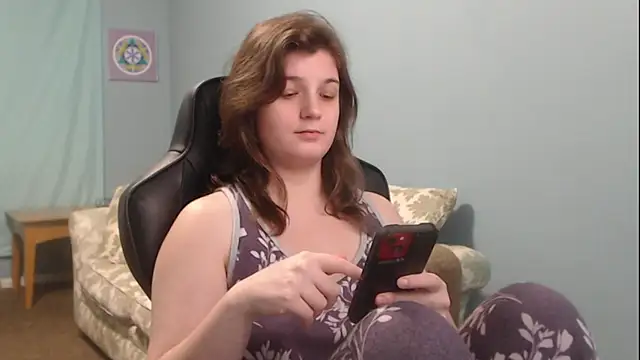 Snapshot of TreeJeanne chatting on January 7, 2025, 2:10 am TreeJeanne online show from January 7, 2025, 2:10 am