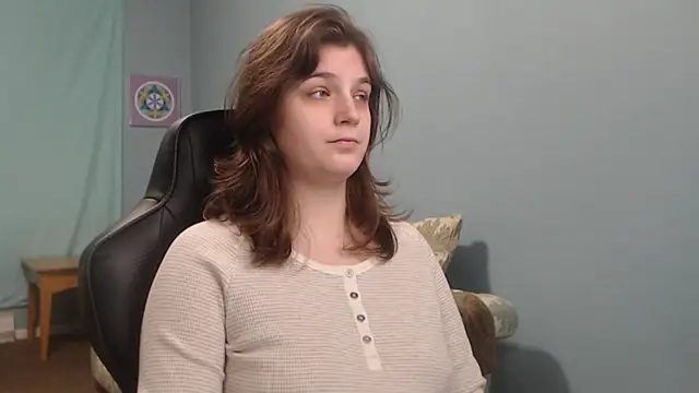 Snapshot of TreeJeanne chatting on January 22, 2025, 12:27 pm TreeJeanne online show from January 22, 2025, 12:27 pm