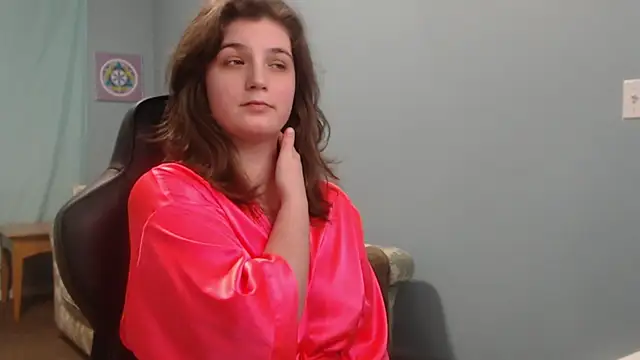 Snapshot of TreeJeanne chatting on February 14, 2025, 9:34 am TreeJeanne online show from February 14, 2025, 9:34 am