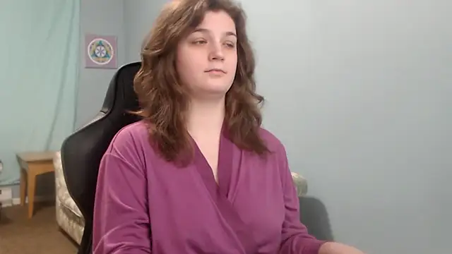 Snapshot of TreeJeanne chatting on February 19, 2025, 5:16 am TreeJeanne online show from February 19, 2025, 5:16 am